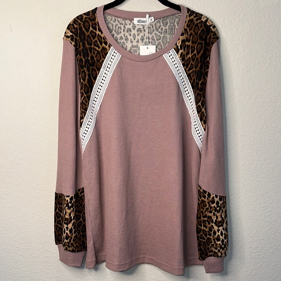 Wild Diva Pink and Leopard Print Sweatshirt - Picture 1 of 7